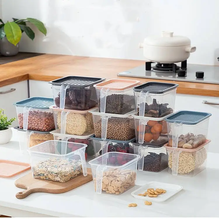 Sturdy Plastic Food Storage Containers with Easy-Grip Handles 1