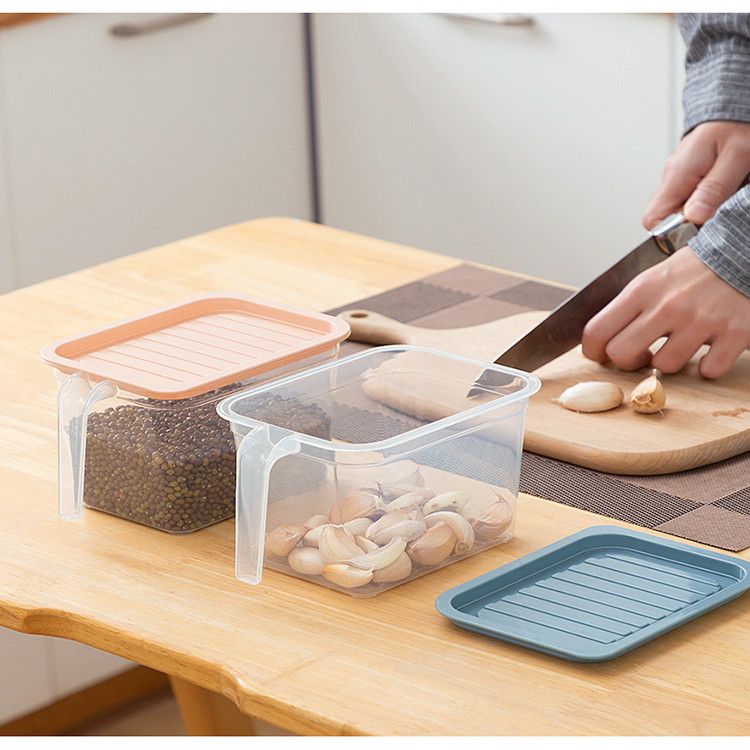 Sturdy Plastic Food Storage Containers with Easy-Grip Handles 5