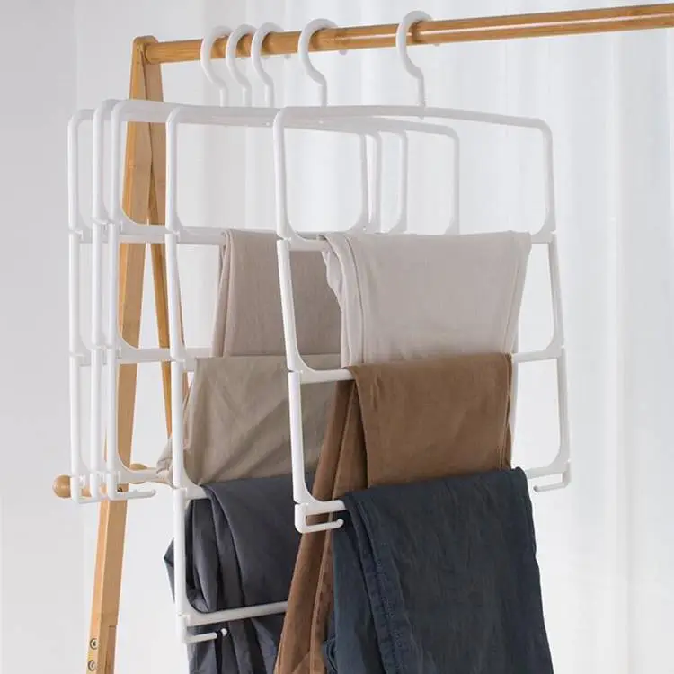 Four Multiple Styles Hanger with Large POM Clips 1