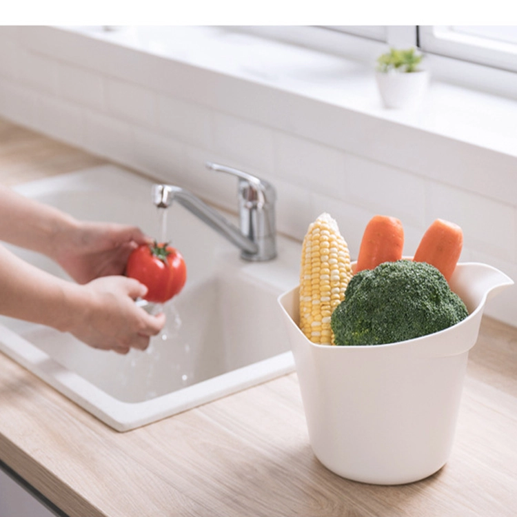 Multifunctional Trash Can Storage Bucket with a Lid 1