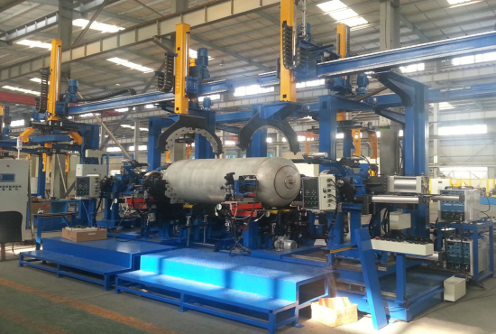 Vehicle-mounted LNG storage tank automatic welding equipment and production line 4