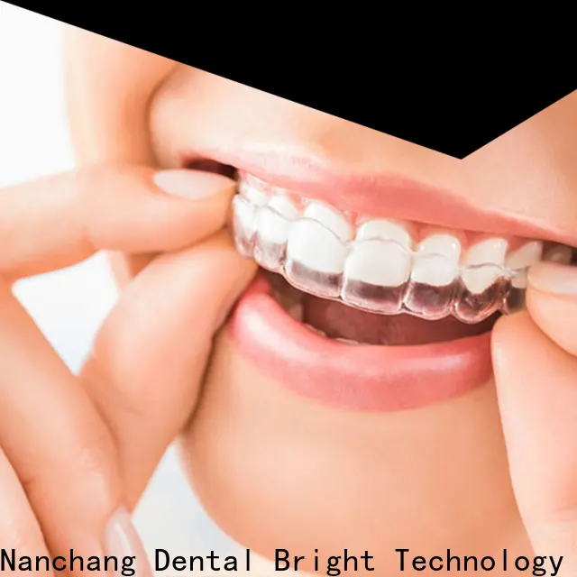 GlorySmile best denture brush manufacturers 1