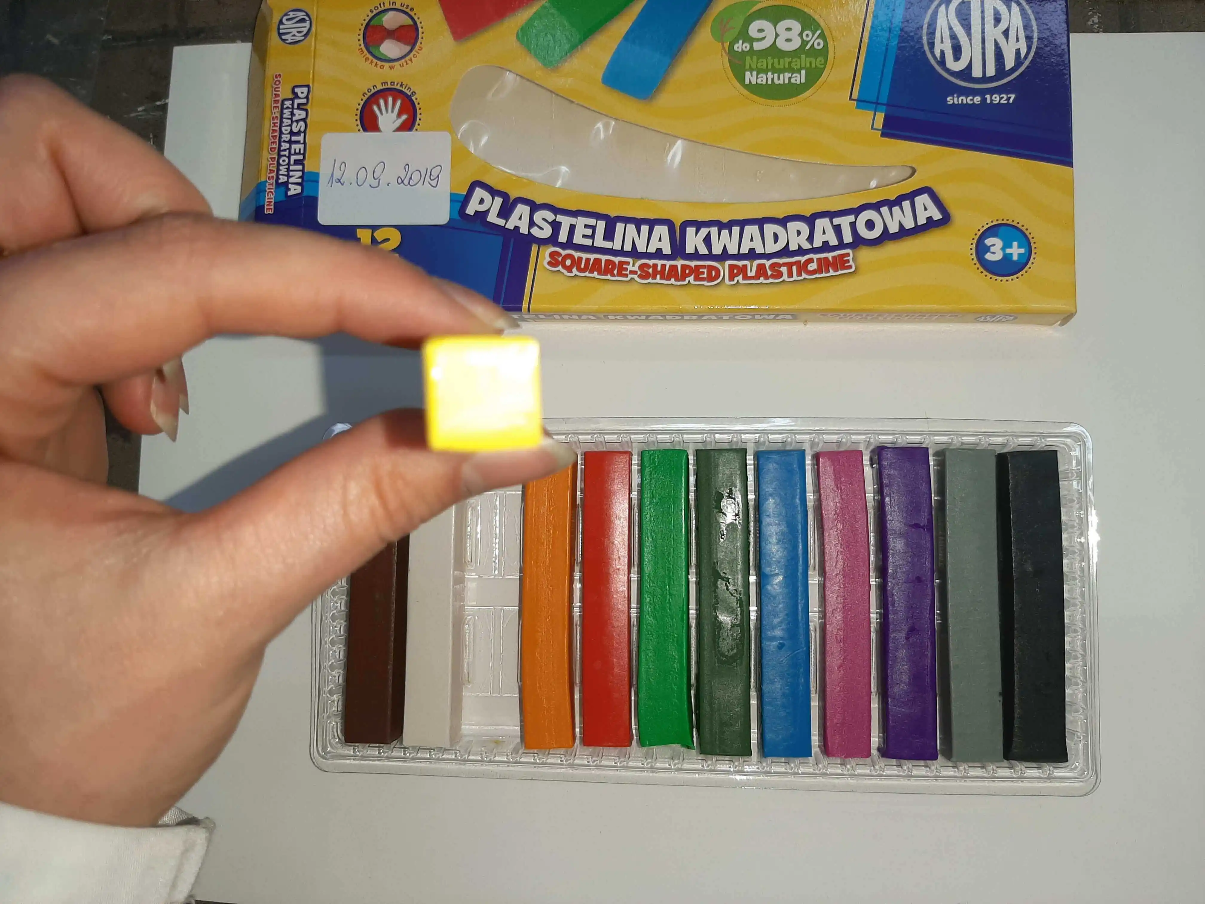 Lead Machinery plasticine packaging machine manufacturers for school 3