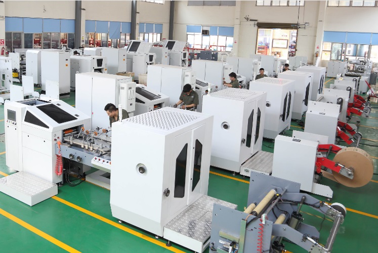 Fully automatic high speed square bottom paper bag making machine 4