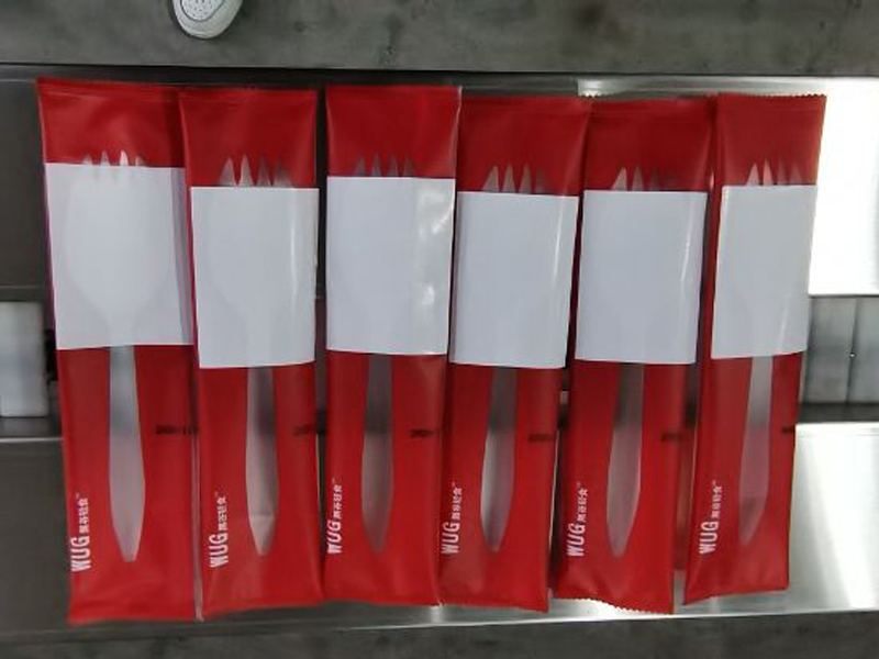 Tableware packaging machine + labeling + coding