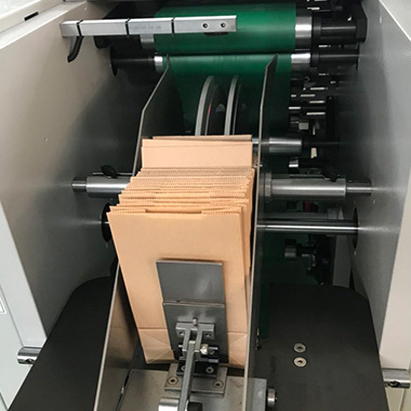 Fully automatic high speed square bottom paper bag making machine 1