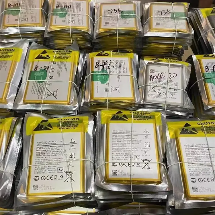 New Batteries for Samsung Phones Yes by FOUCS Electronics 5