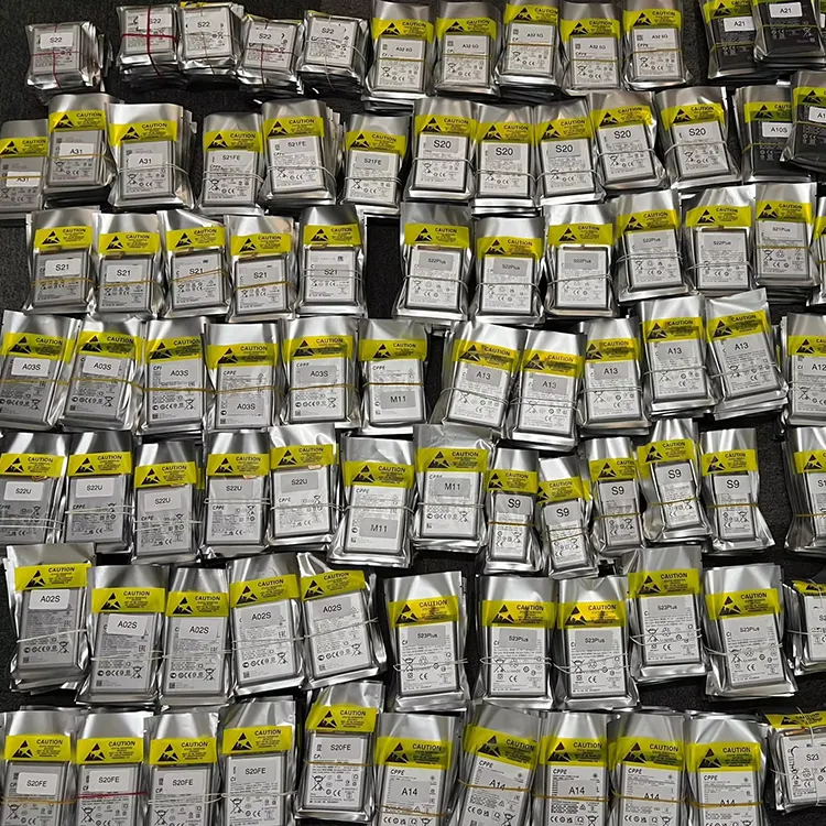 New Batteries for Samsung Phones Yes by FOUCS Electronics 8