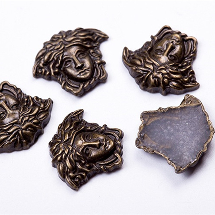 hot fix Medusa studs iron on alloy studs for clothing decoration 1