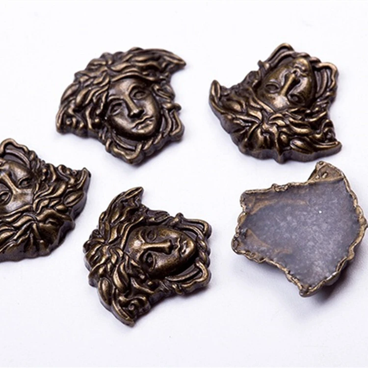 hot fix Medusa studs iron on alloy studs for clothing decoration 1