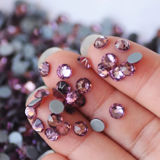 Factory directly sale high quality hot fix beads for bridal dresses decoration 3