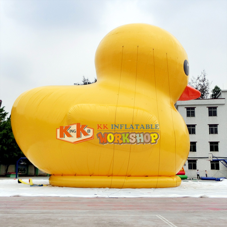 Publicidad inflable impermeable de la historieta del patito del PVC de 0,9m m 8