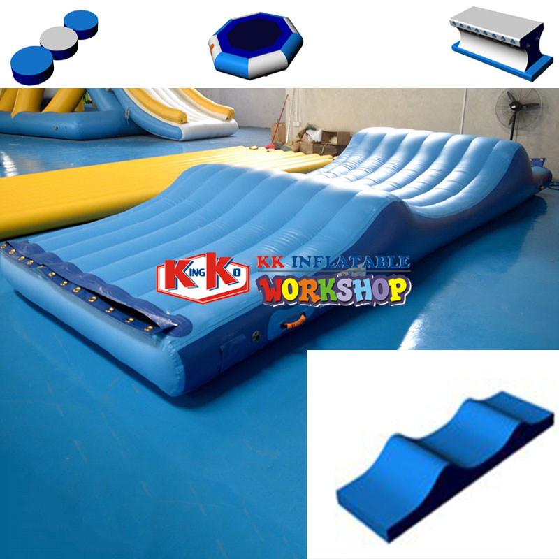 Parque acuático flotante inflable y equipo de juego de agua inflable para adultos en el mar/lago 4