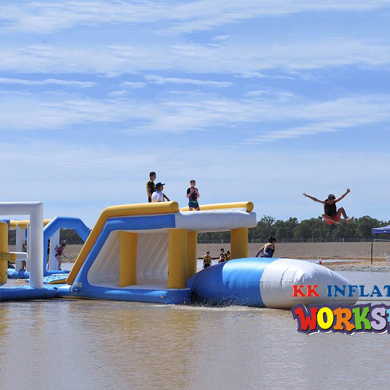 Parques de diversión de agua abierta inflable gigante con movimiento de pases 7