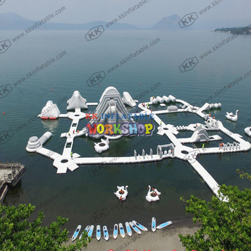 Island Inflatable Water Park Floating Park Combination Inflatable Water Slide with Obstacles 2