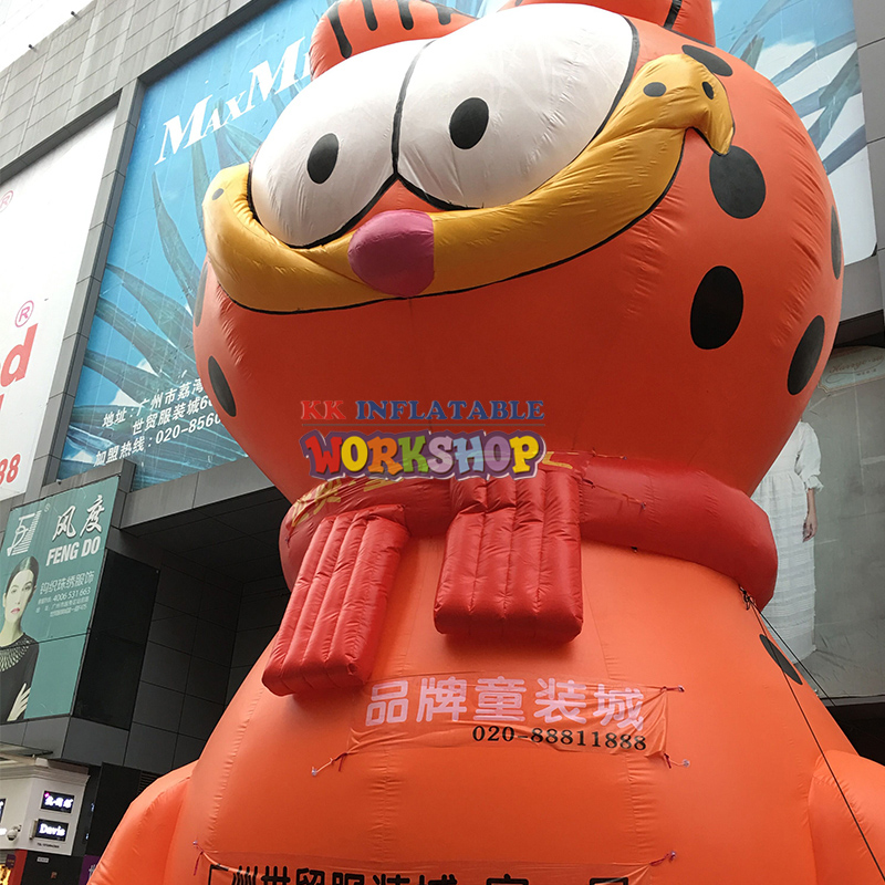 Gato inflable gigante personalizado, hermoso gato de café inflable portátil de PVC de 12M de altura para modelo publicitario de feria comercial de ropa 6