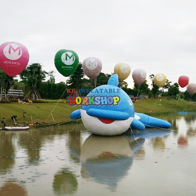 Decoración de agua publicidad ballena azul inflable gigante 20m de largo 6