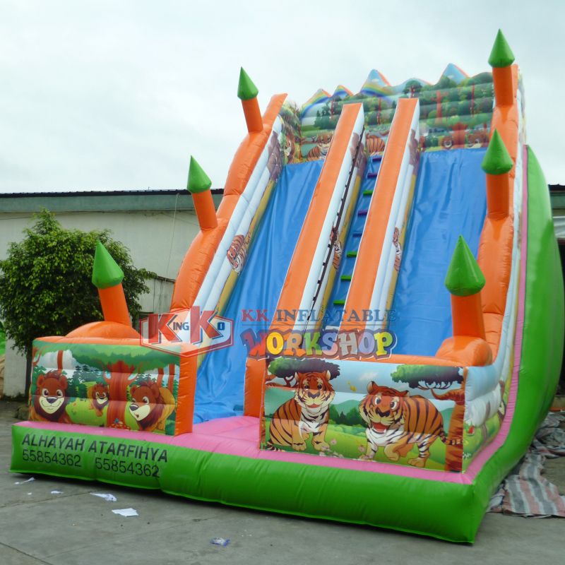Tobogán inflable del bosque del tema de la selva, trampolín de salto interior al aire libre de la diapositiva del castillo de los niños 2