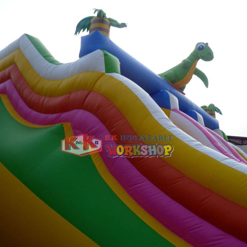 Tobogán inflable con tema de jungla de verano para niños, tobogán húmedo inflable de dinosaurio de palmera 2