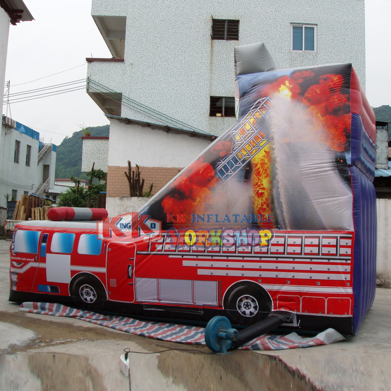 Tobogán inflable con tema de camión de bomberos salvavidas para alquiler de fiestas infantiles 3