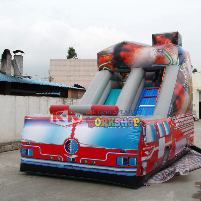 Tobogán inflable con tema de camión de bomberos salvavidas para alquiler de fiestas infantiles 4