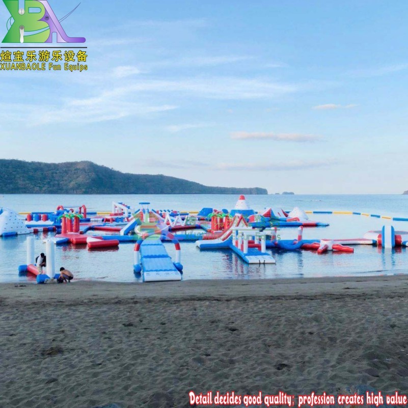 Parque acuático inflable al aire libre con isla para resort vacacional, parque acuático de playa con obstáculos flotantes 8