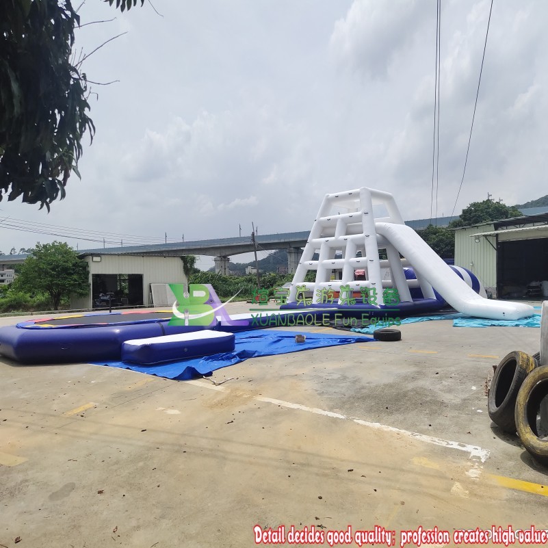 Inflatable Aqua Combo Water Game Set Inflatable Water Trampoline Slide With jumping bag 3