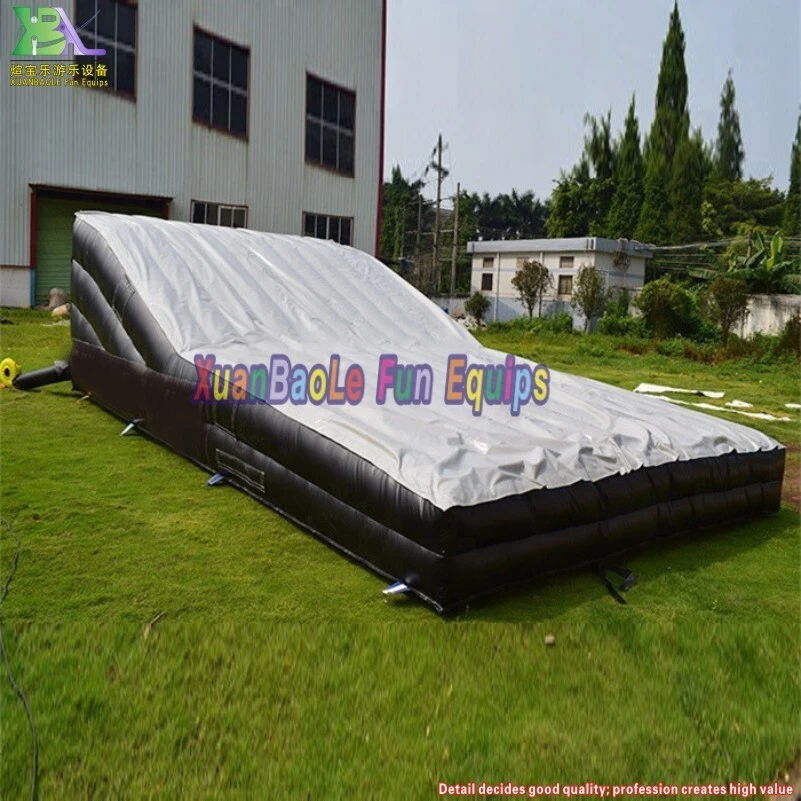 Inflatable Mountain Bike Ramp Stunt Inflatable Airbag Landing 1