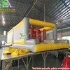 Carrera de obstáculos inflable con castillo que rebota, casa de rebote temática de Mr Black con salto con tobogán, Panda encantador de dibujos animados 7