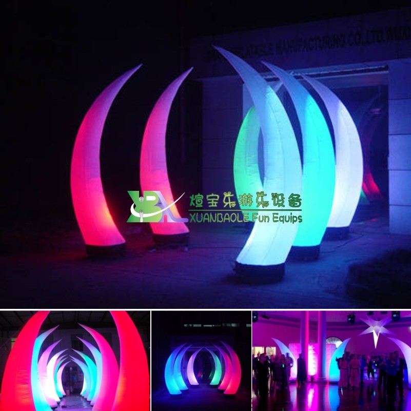 Cône gonflable adapté aux besoins du client de lumière de corne de LED coloré de tube gonflable 2