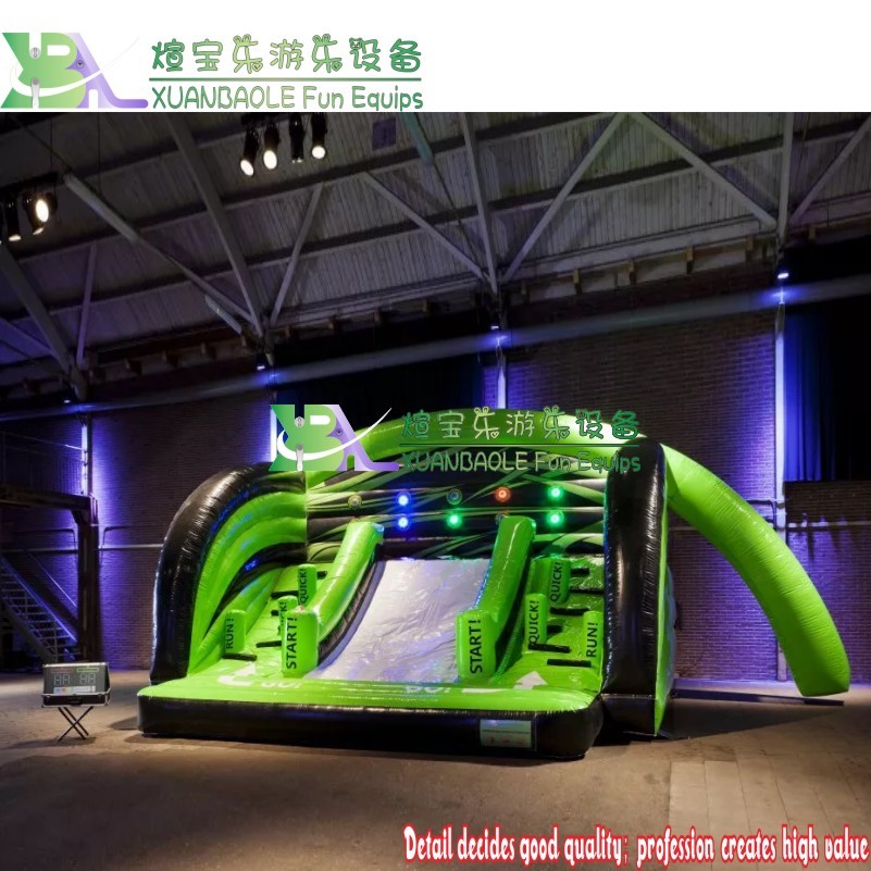 IPS Back to Base con tobogán inflable interactivo IPS Combo Sport Game 4