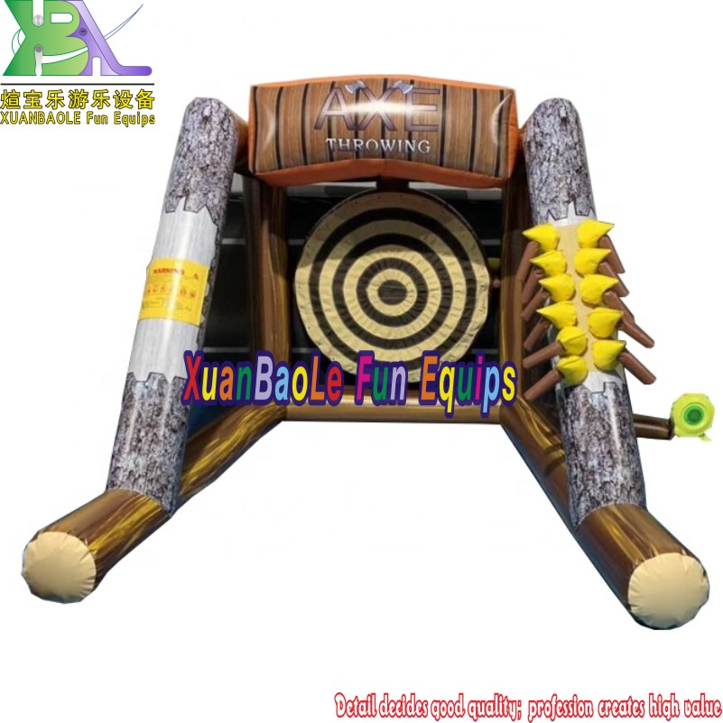 Juego de hacha de batalla inflable interactivo / Juego de carnaval con desafío de lanzamiento de hacha voladora inflable 1