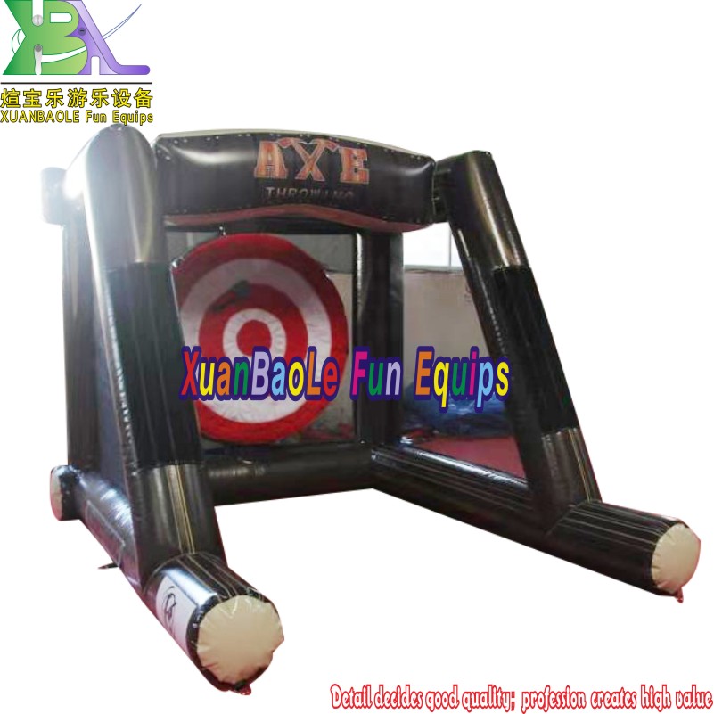 Juego de hacha de batalla inflable interactivo / Juego de carnaval con desafío de lanzamiento de hacha voladora inflable 6