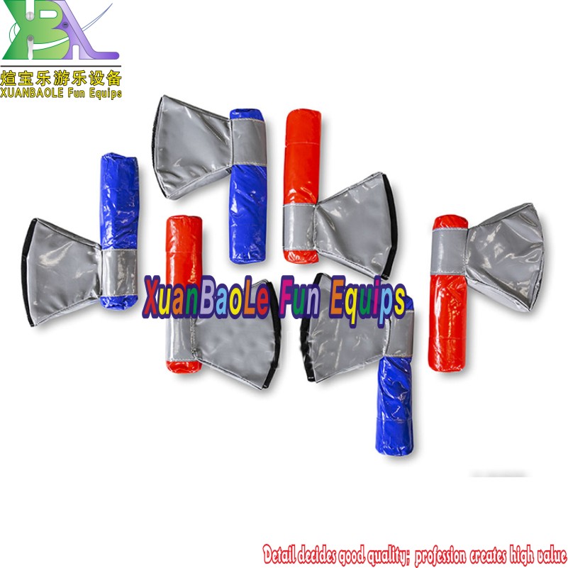 Juego de hacha de batalla inflable interactivo / Juego de carnaval con desafío de lanzamiento de hacha voladora inflable 9