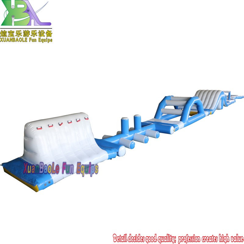 Parque acuático inflable azul/blanco/juego acuático inflable/pista de obstáculos para piscinas de hoteles o lagos 1