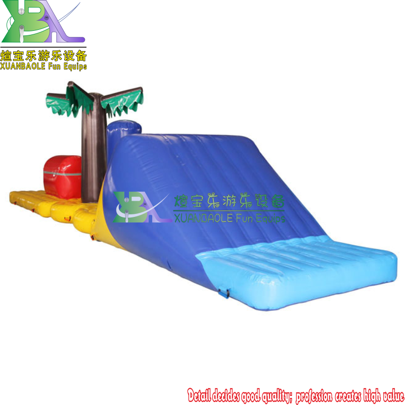 Curso de obstáculos de agua flotante inflable: diversión de piscina segura para niños 9