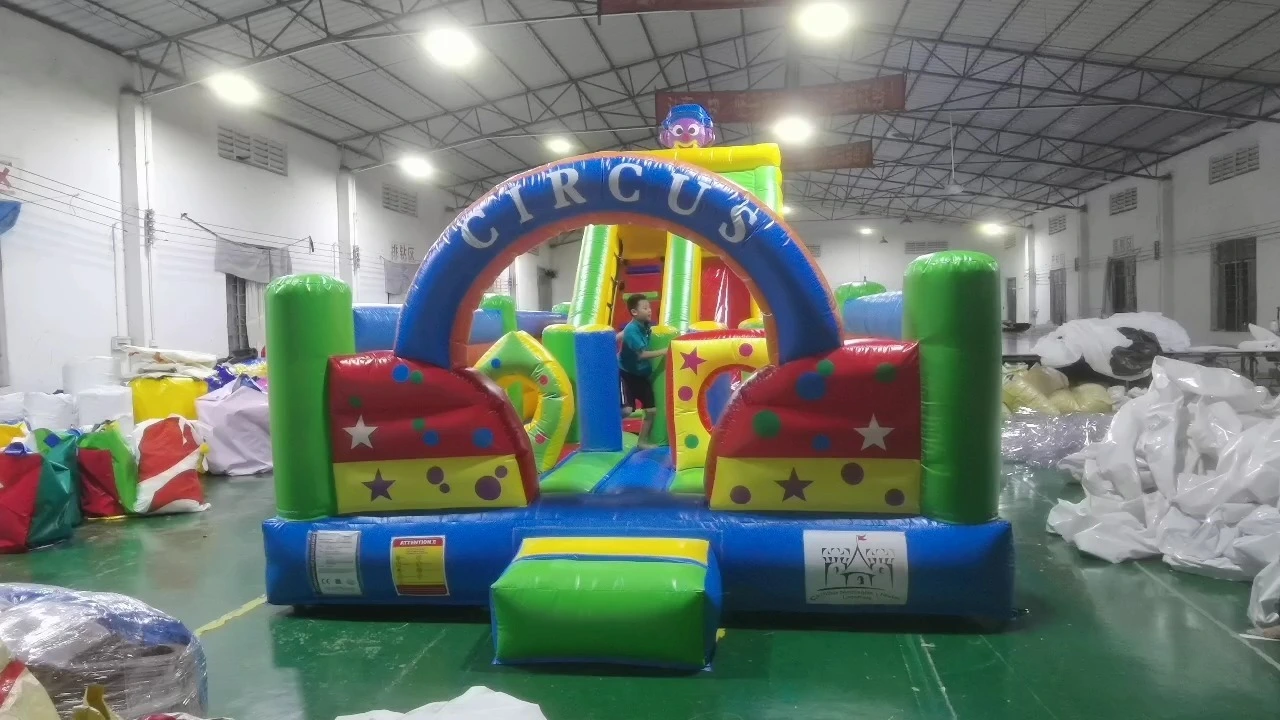 Castillo inflable de 8 m con temática de circo y tobogán para niños al aire libre, parque infantil urbano divertido 1