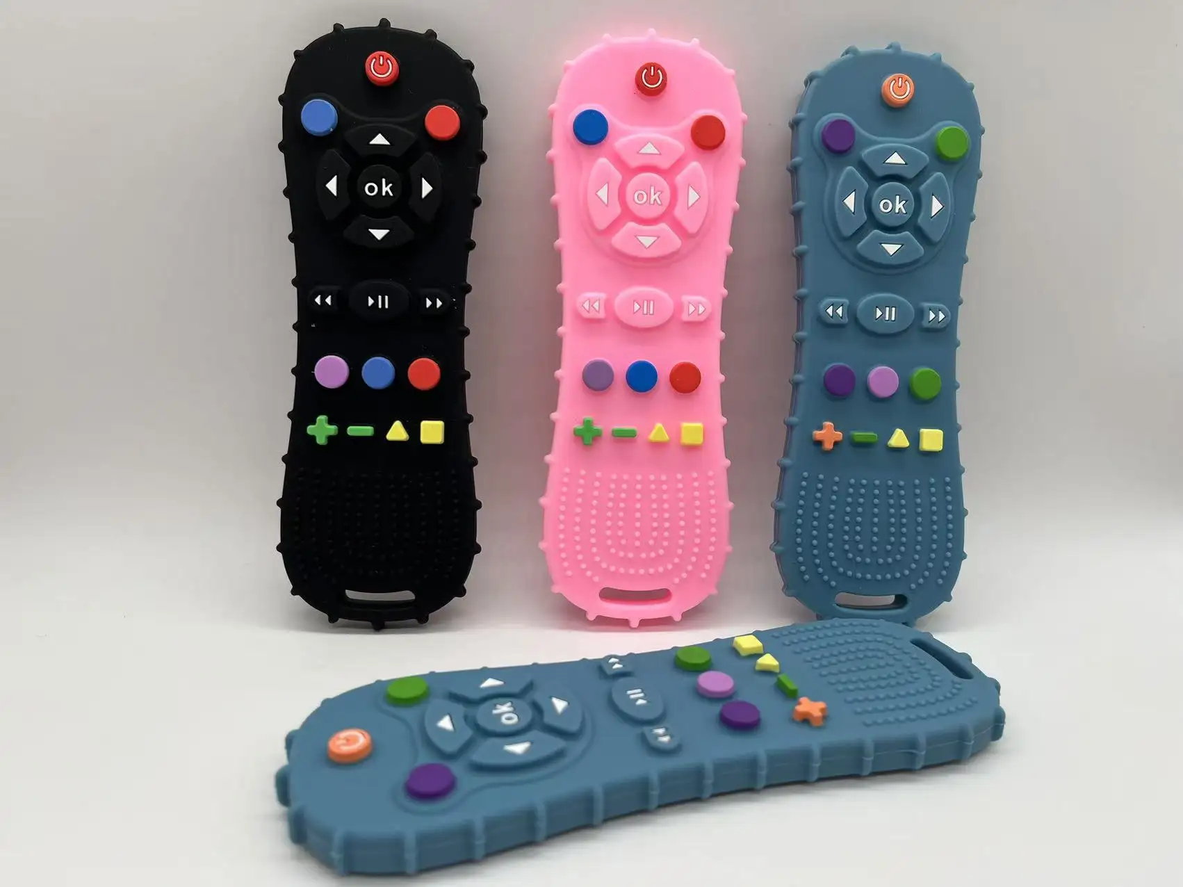 Custom Earphone Silicone Cover Manufacturing for Baby Feeding 3
