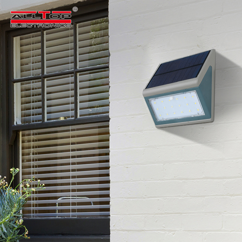 Outdoor Waterproof LED Solar Wall lamp 6
