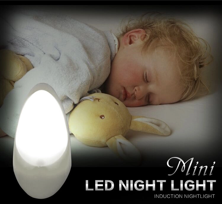 Lámpara nocturna LED con sensor SAA048, enchufable a la pared, de material ABS, con forma de gota de agua, blanca, azul y roja, para dormitorio, pasillo o almacén. 1