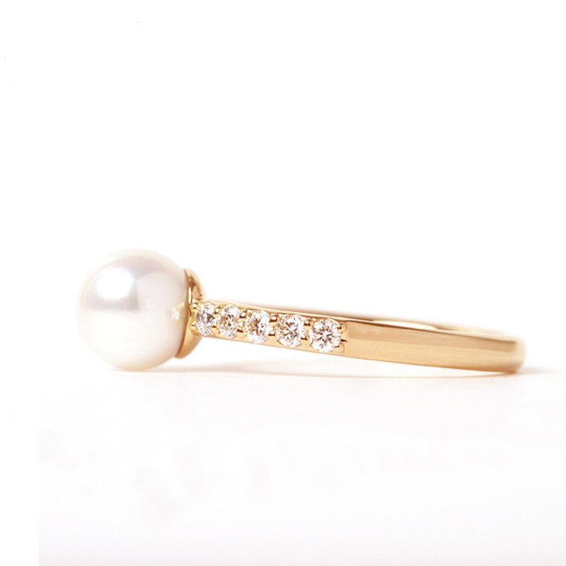 Seawater Akoya Pearl and Diamond Ring in 18K Yellow Gold for Women 2