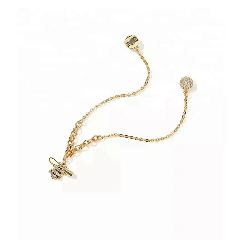 professional bee necklace design 2