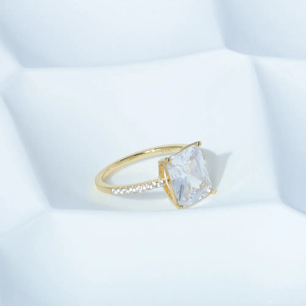 Joacii graceful blue diamond ring design for party 3