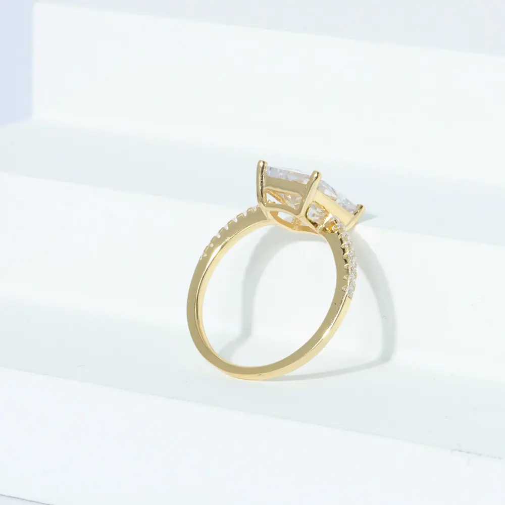Joacii graceful blue diamond ring design for party 4