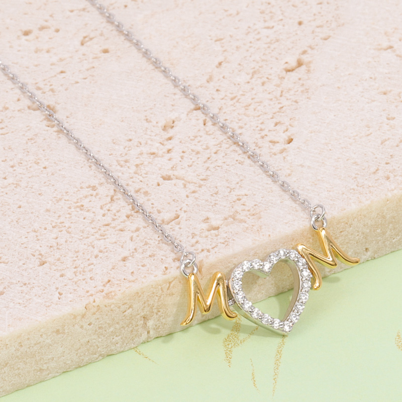 Mom Heart Pendant Necklace 2
