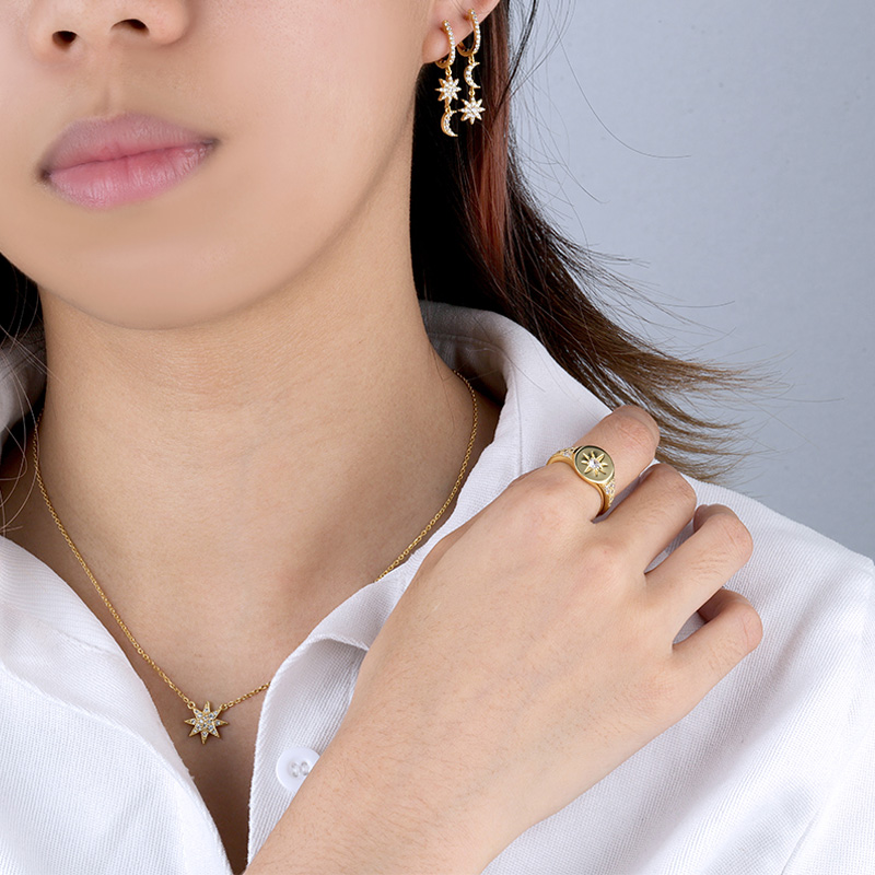 Eight-pointed Star Stud Earring 4