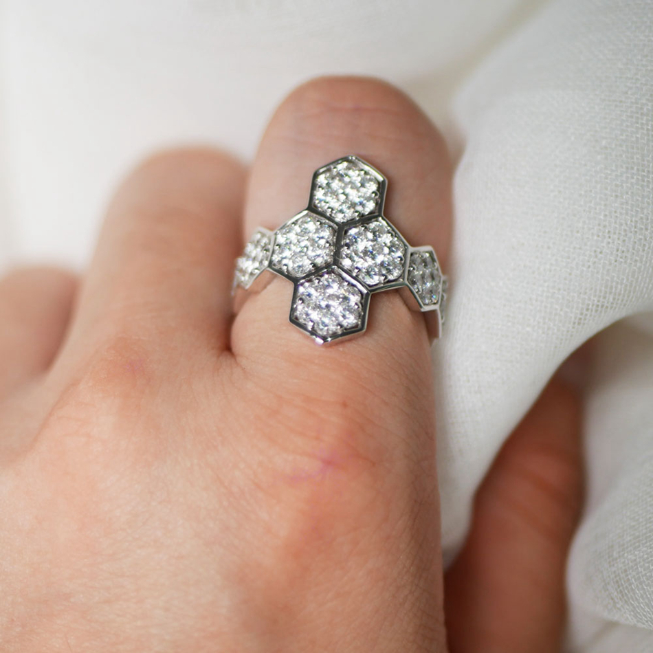 New 18K White Solid Gold Diamond Agility Rings Hexagonal Speed Hexagon Gemstone Trending Honey Hive Bee Honeycomb Ring 1