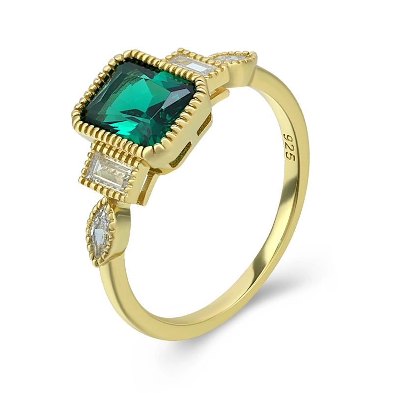 Simulate Octagonal Emerald Engagement Ring 1