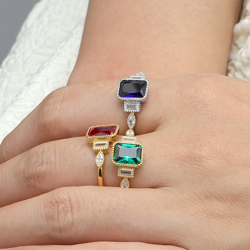 Simulate Octagonal Blue Sapphire Engagement Ring 3