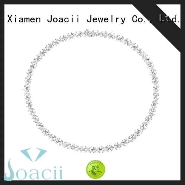 pretty simple necklace design for women 1